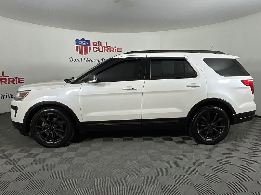 Certified 2018 Ford Explorer XLT w/ Equipment Group 202A image 6