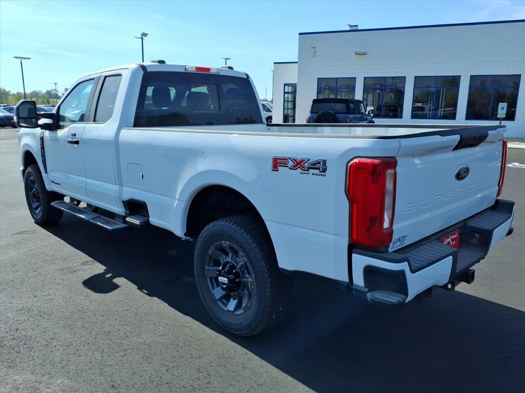 New 2026 Ford F350 XL image 2