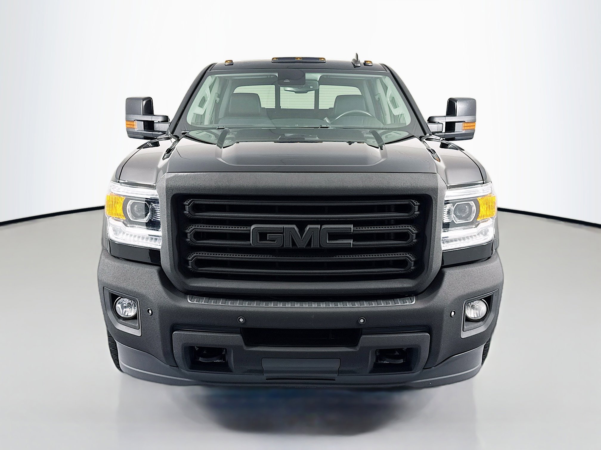 Used 2017 GMC Sierra 2500 SLT AWD/4WD image 2