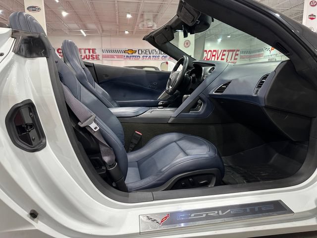 Used 2016 Chevrolet Corvette Stingray Convertible w/ 3LT Preferred Equipment Group RWD image 10