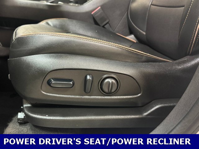 Used 2024 GMC Terrain AT4 image 15