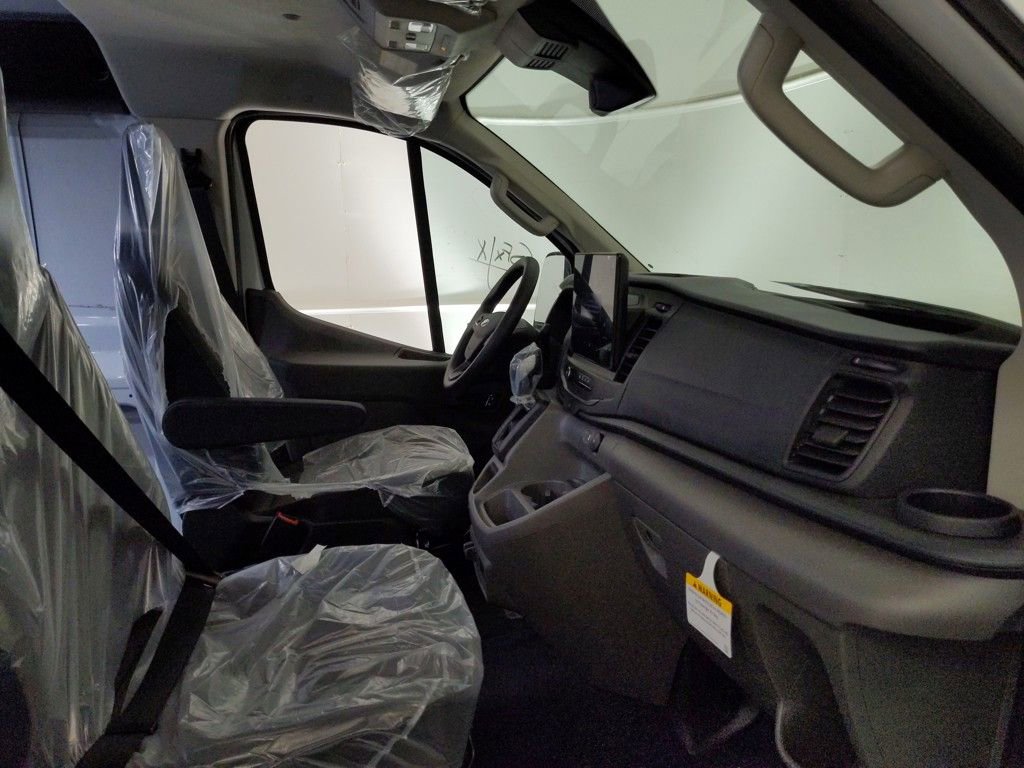 New 2025 Ford Transit 150 Low Roof image 22