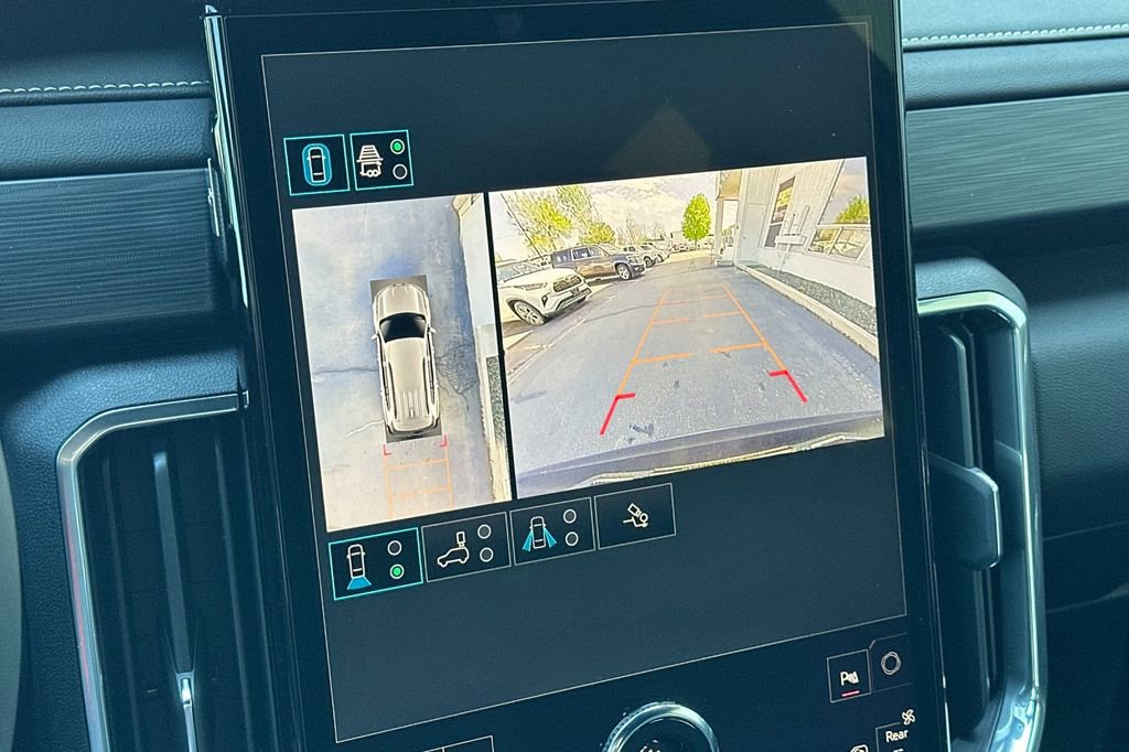 New 2025 GMC Acadia Elevation w/ Elevation Premium Package FWD image 18
