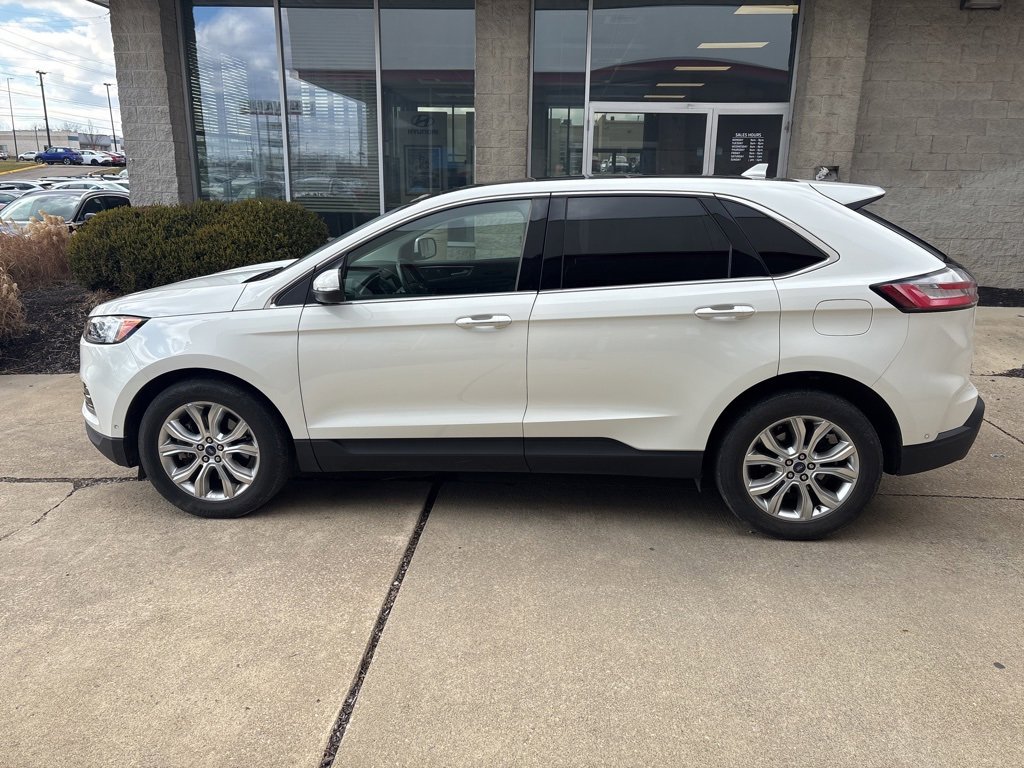 Used 2020 Ford Edge Titanium w/ Equipment Group 301A image 2
