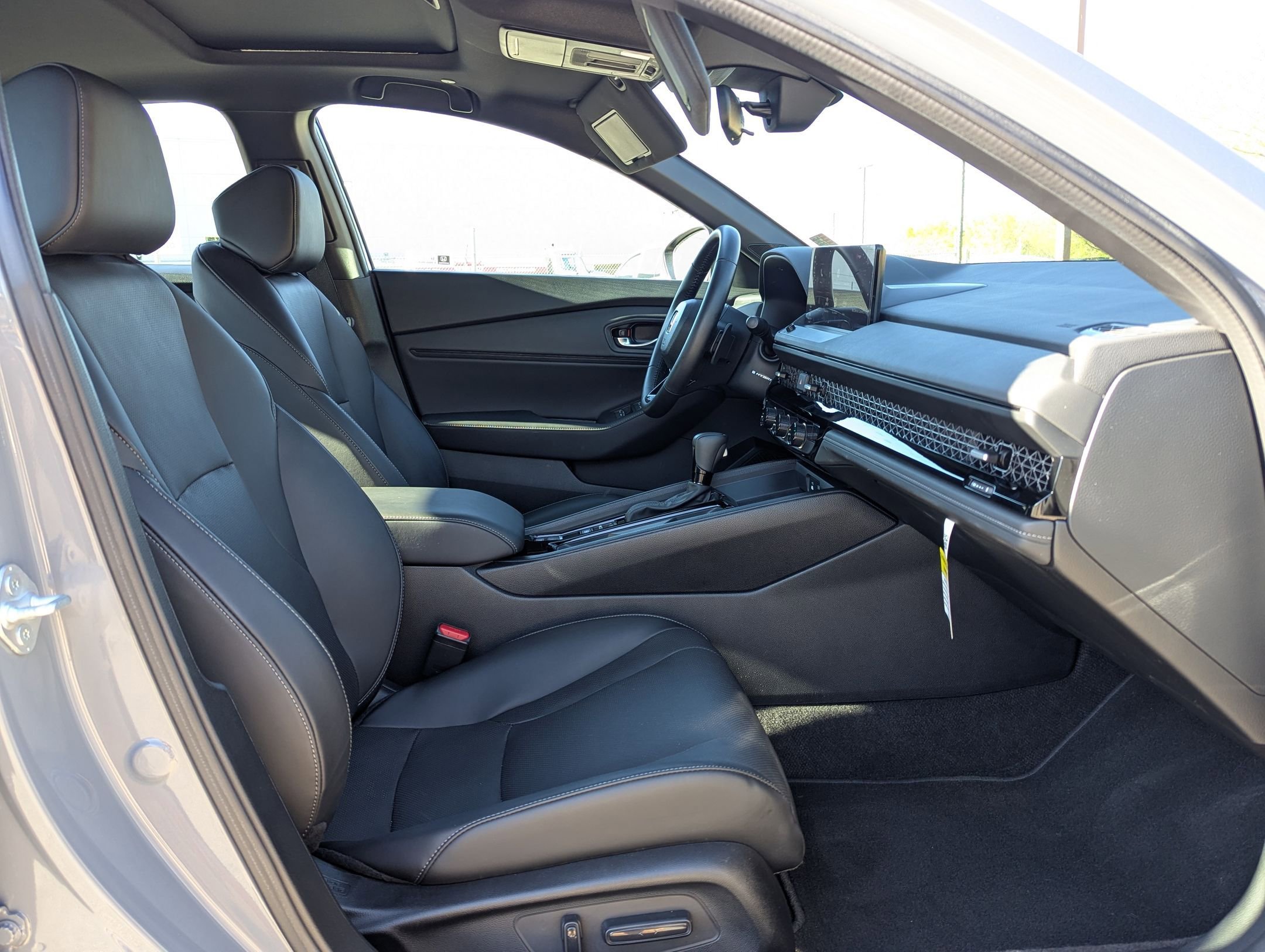 Used 2025 Honda Accord Sport image 27