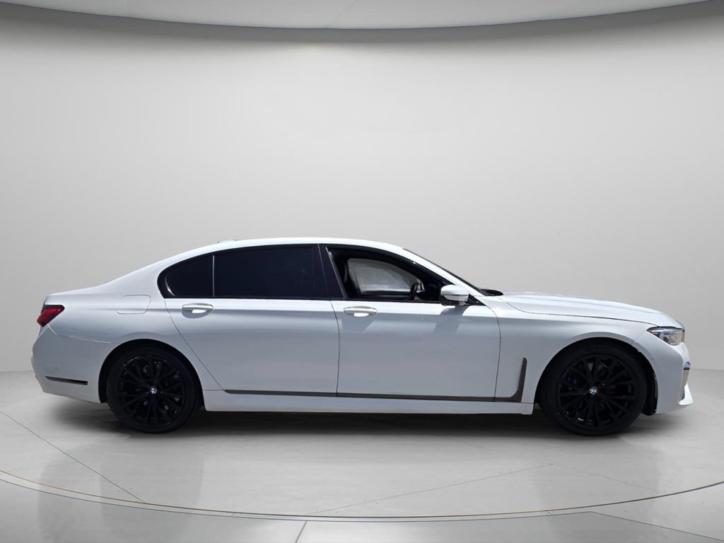 Used 2021 BMW 750i xDrive w/ Autobahn Package AWD/4WD image 4