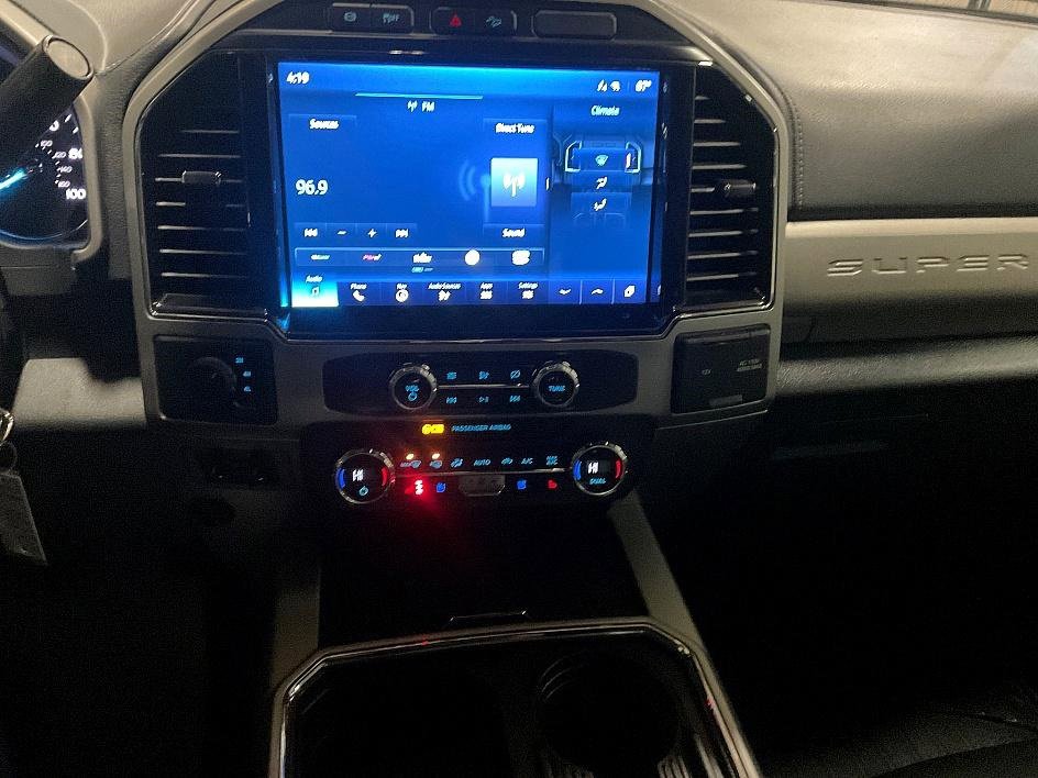 Used 2022 Ford F350 Lariat w/ Lariat Value Package image 5
