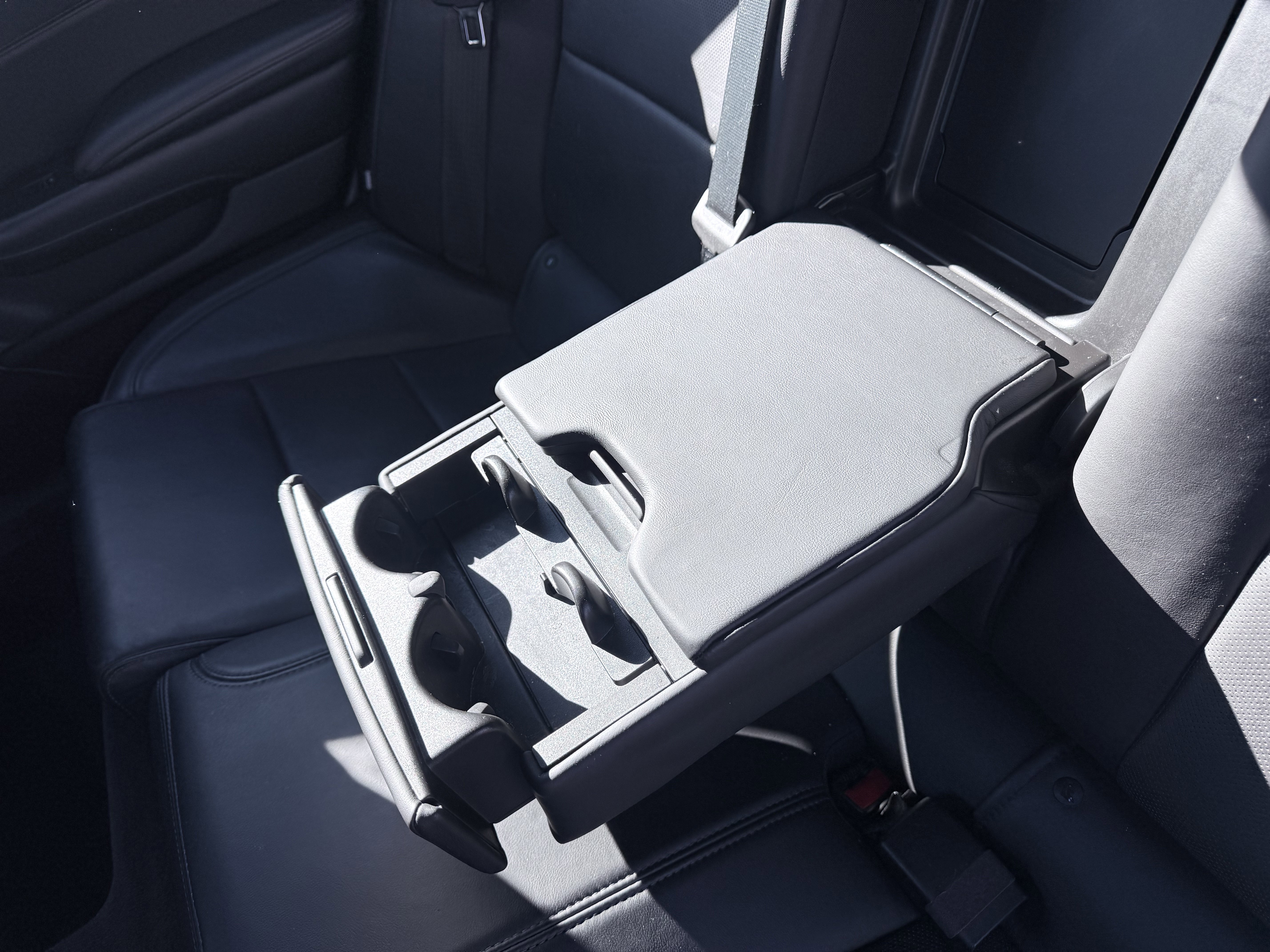 Used 2014 Cadillac CTS Sedan w/ Seating Package image 33