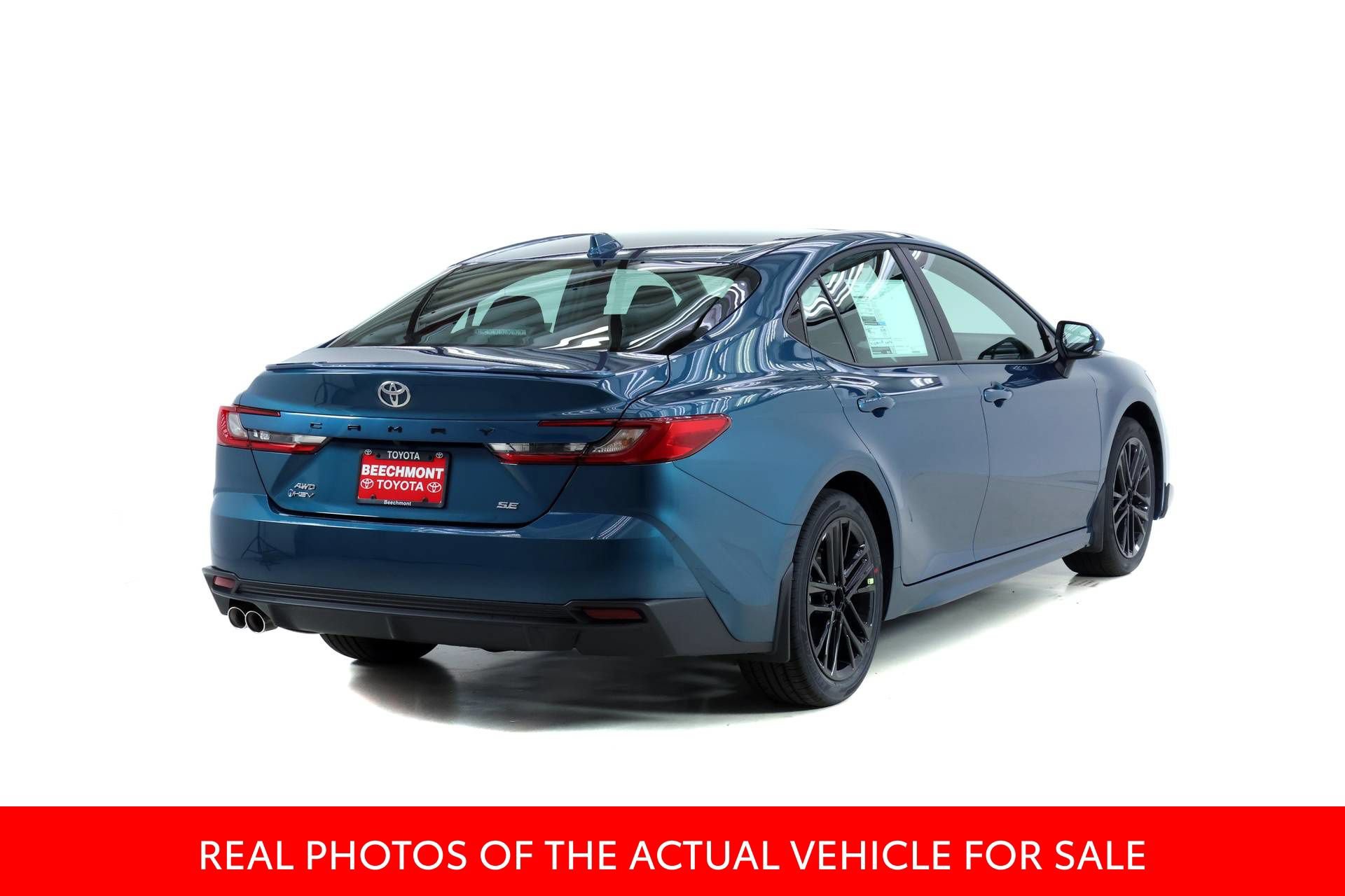 New 2026 Toyota Camry SE w/ Multimedia Upgrade Package AWD/4WD image 2