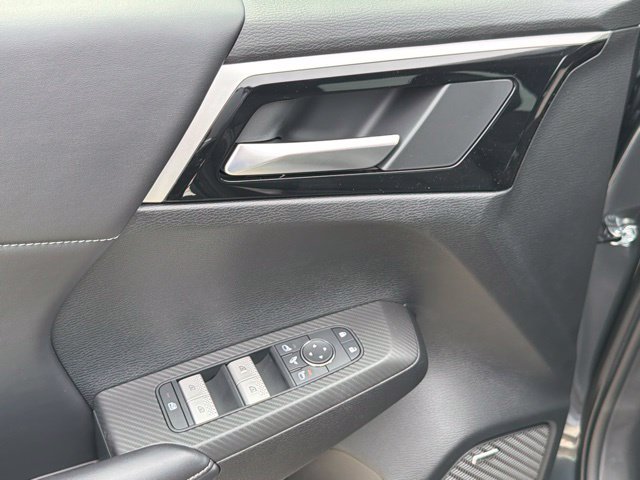 New 2026 Mitsubishi Outlander SE FWD image 22