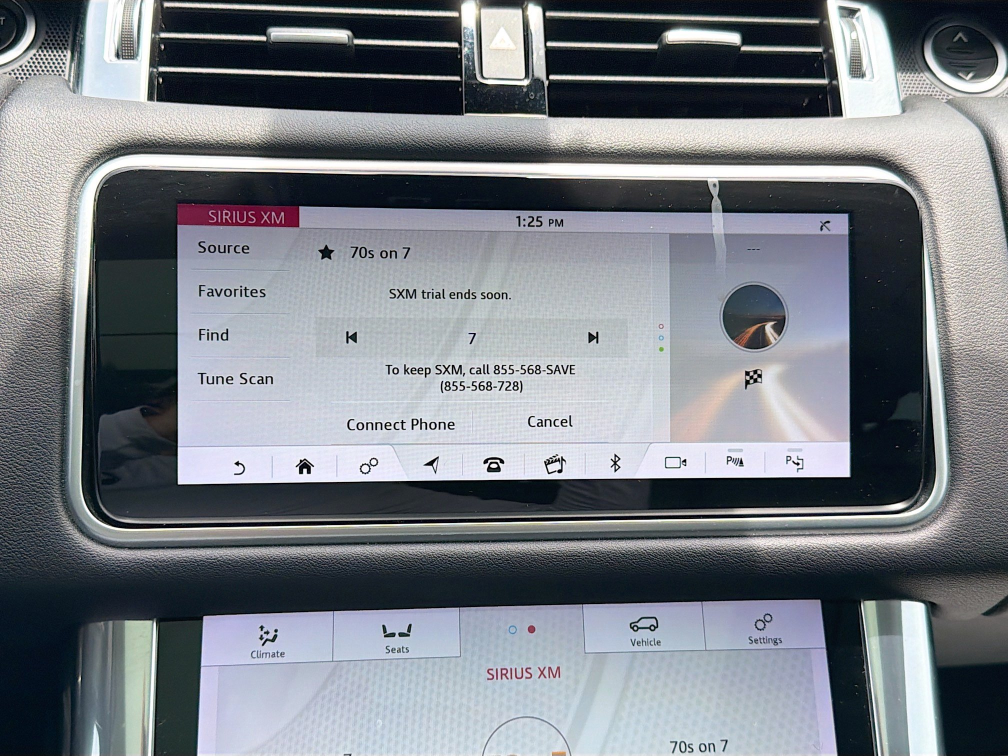 Used 2019 Land Rover Range Rover Sport HSE AWD/4WD image 30