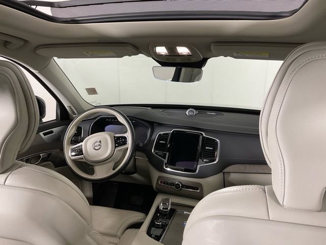 Certified 2023 Volvo XC90 B6 Ultimate w/ Protection Package Premier image 28