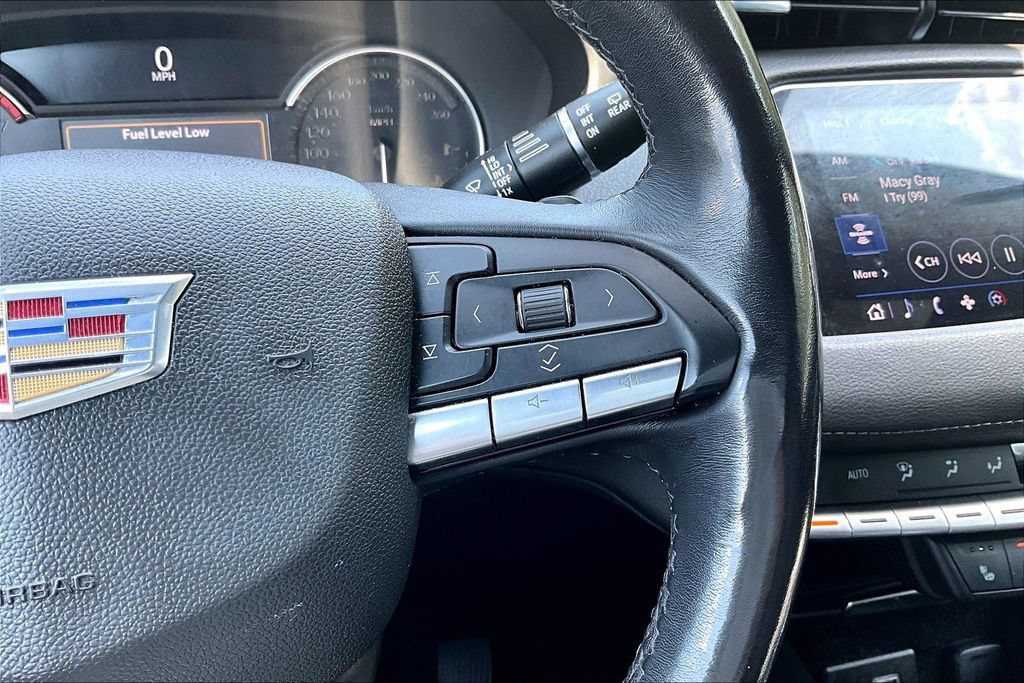 Used 2023 Cadillac XT4 Luxury AWD/4WD image 12
