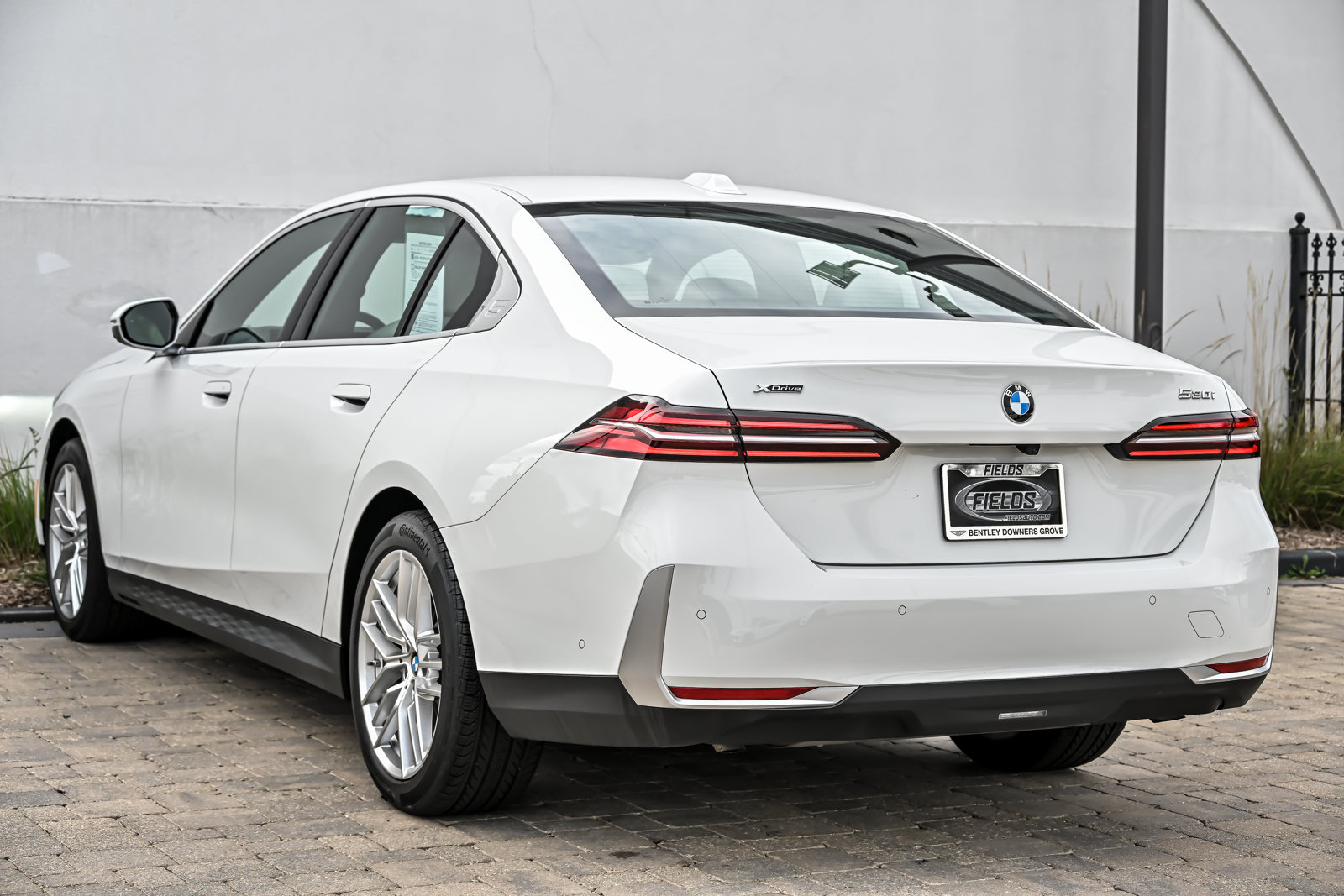 Used 2024 BMW 530i xDrive w/ Premium Package AWD/4WD image 5