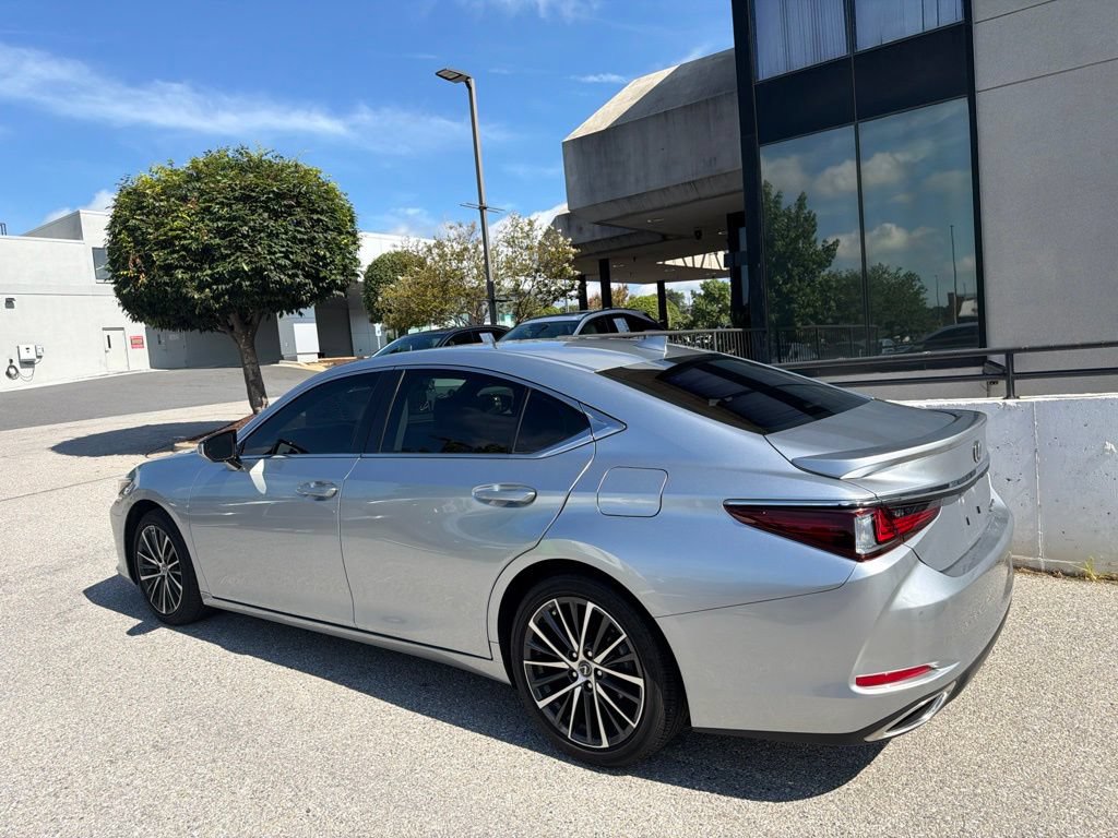 Certified 2025 Lexus ES 350 w/ Premium Package FWD image 19