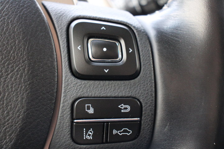 Used 2019 Lexus NX 300h AWD image 27