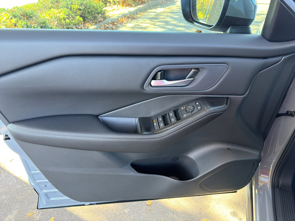 New 2026 Nissan Rogue SV w/ Cold Weather Package image 15