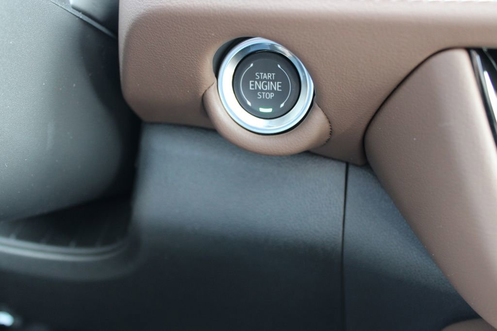 New 2026 Chevrolet Suburban High Country image 47