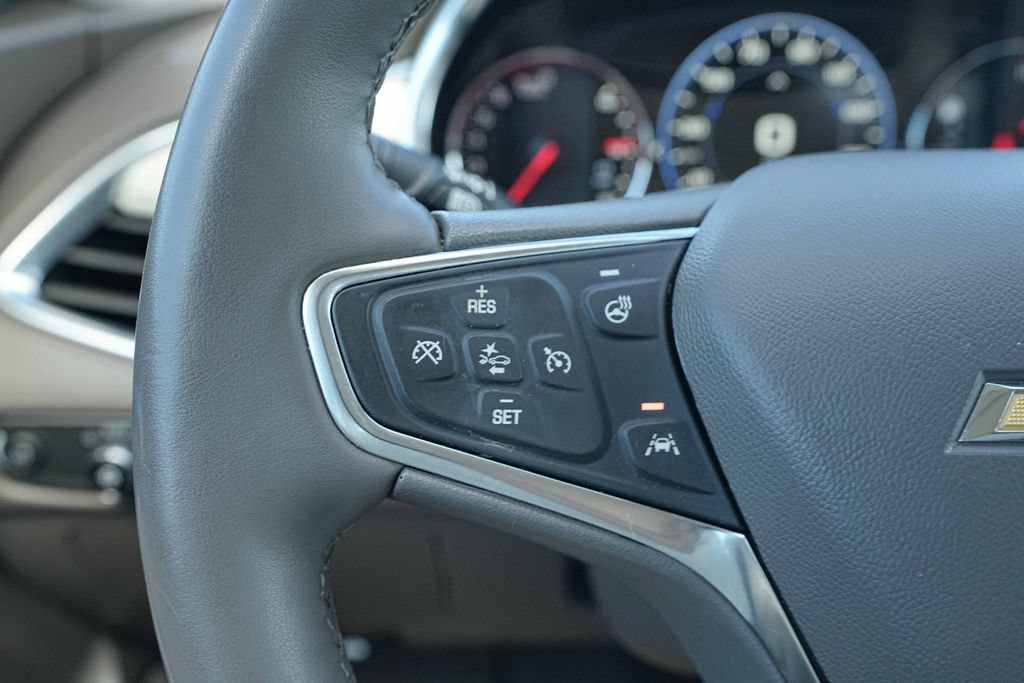 Used 2024 Chevrolet Malibu LT FWD image 35