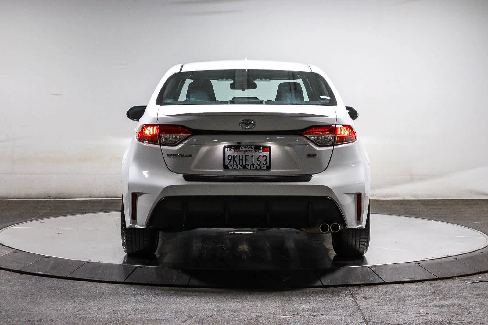 Certified 2024 Toyota Corolla SE FWD image 4