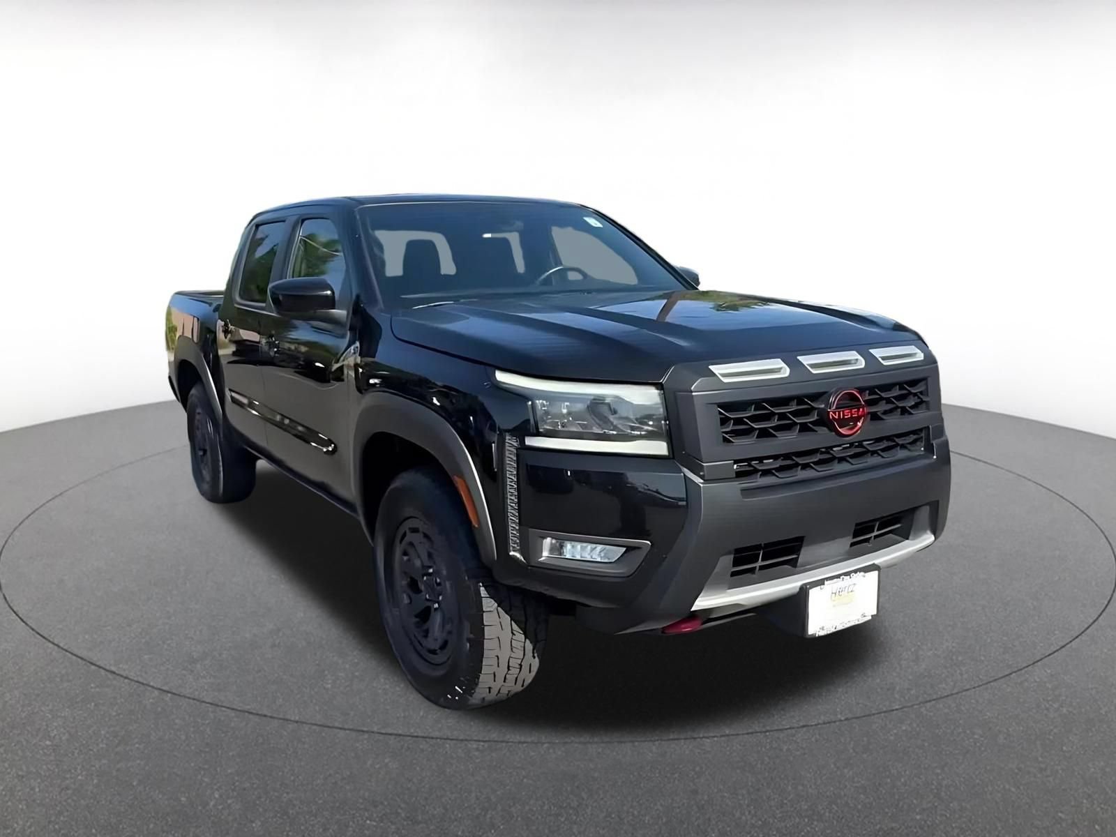 Used 2026 Nissan Frontier PRO-4X AWD/4WD image 3