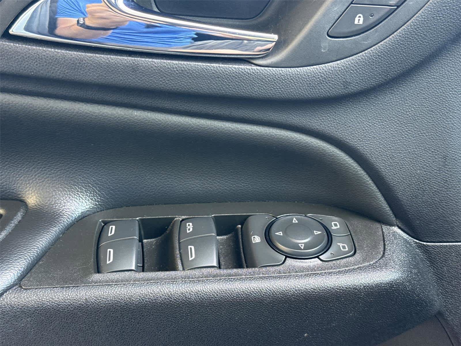 Certified 2023 Chevrolet Equinox LT AWD/4WD image 23