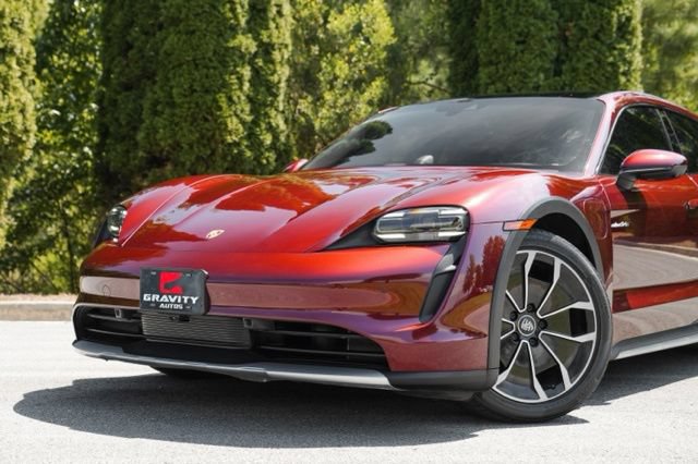 Used 2022 Porsche Taycan 4 Cross Turismo w/ Premium Package AWD/4WD image 2