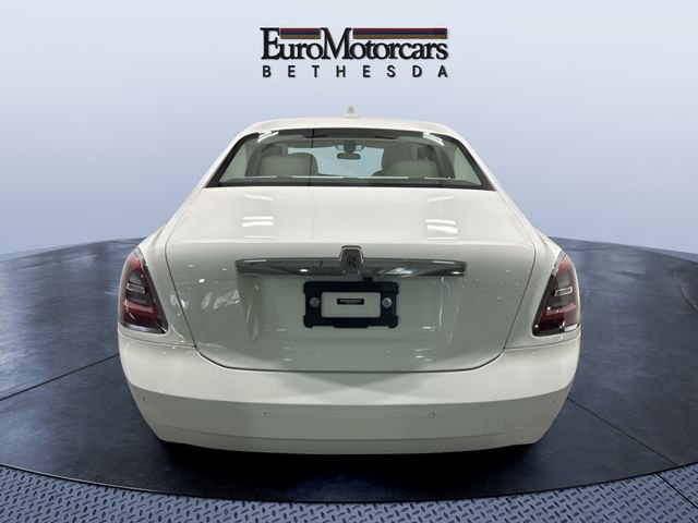 Used 2023 Rolls-Royce Ghost image 4