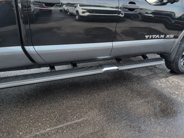 Used 2017 Nissan Titan PRO-4X image 18