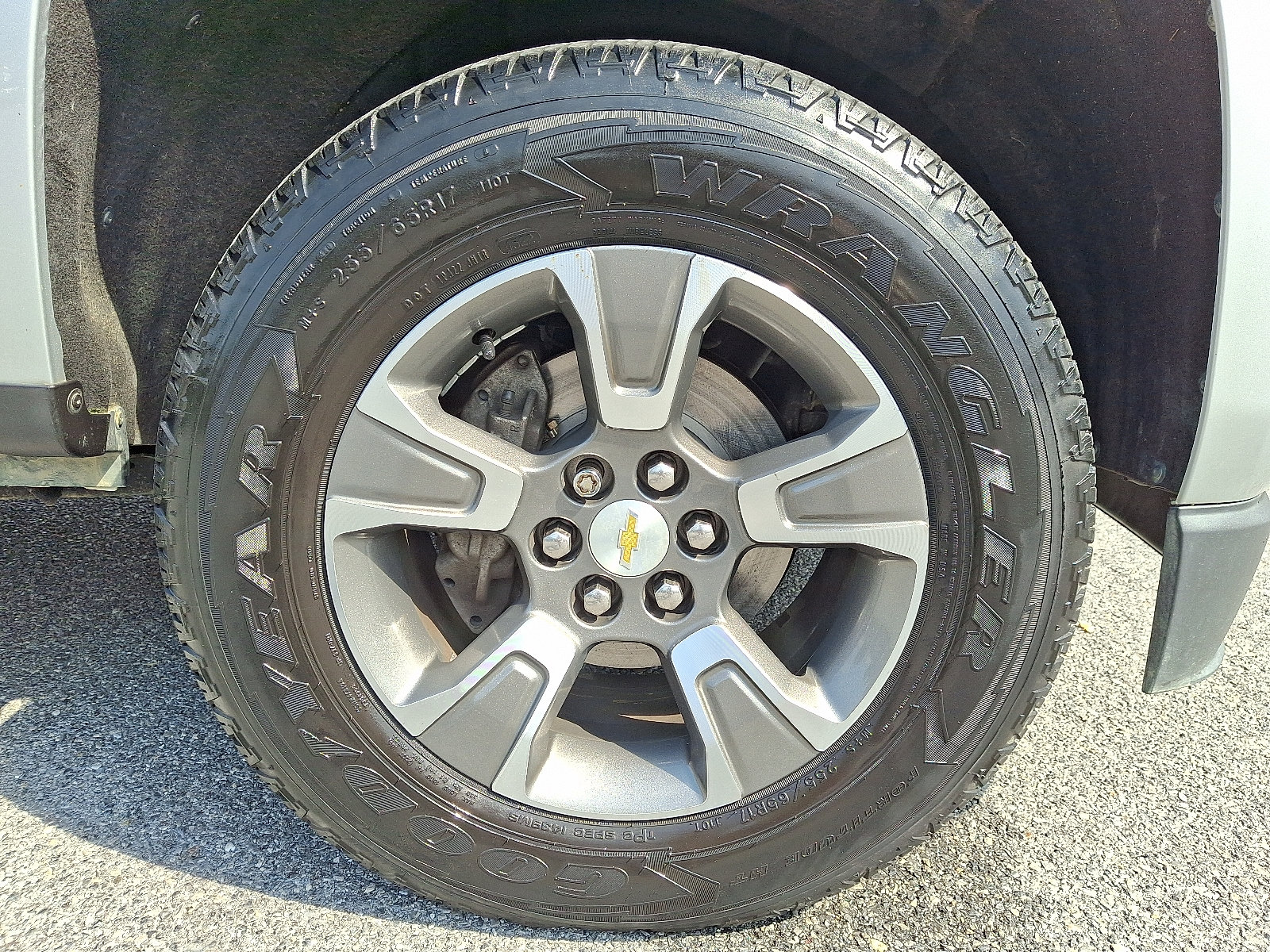 Used 2019 Chevrolet Colorado Z71 AWD/4WD image 8