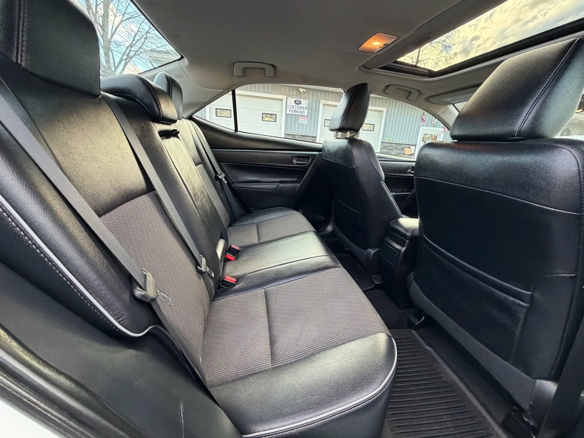 Used 2015 Toyota Corolla S image 16