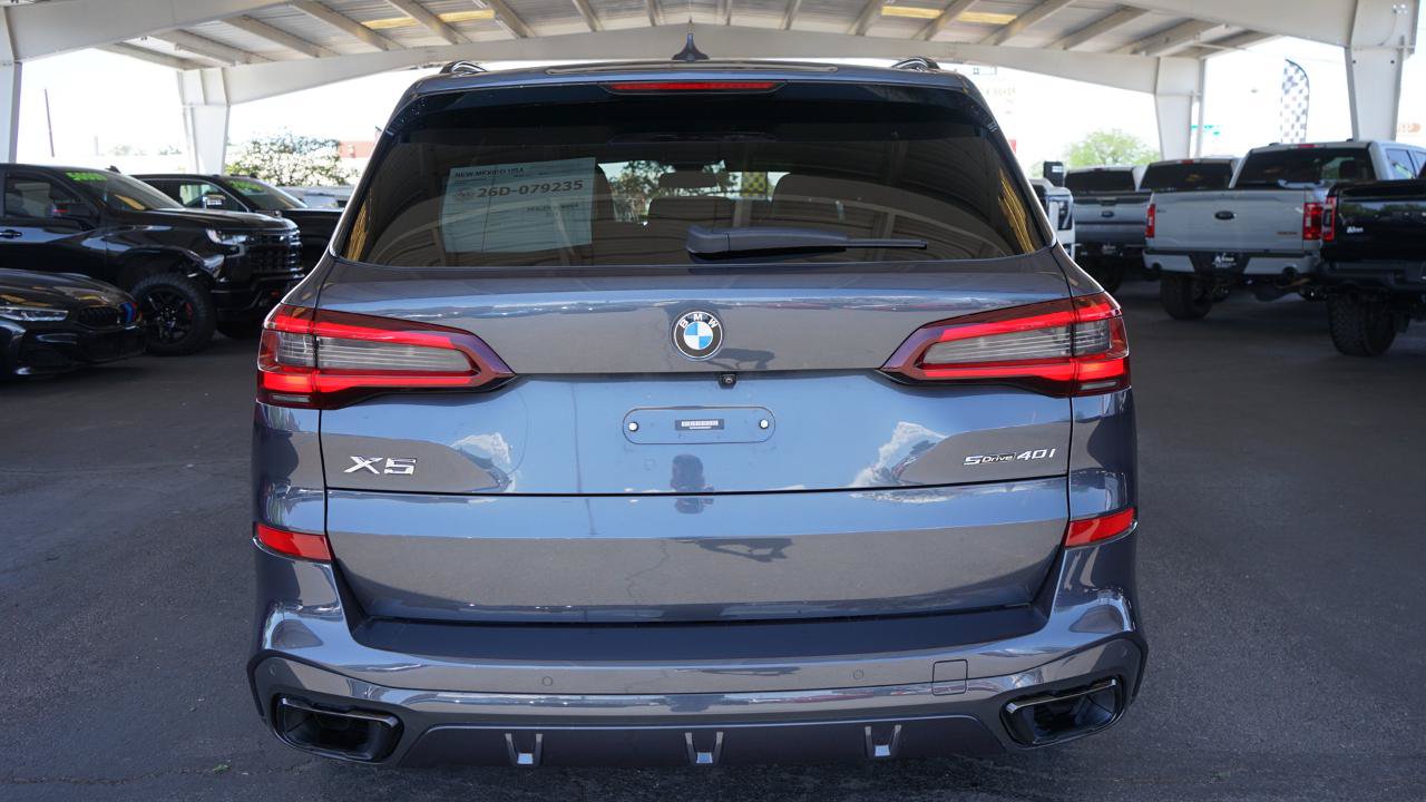 Used 2021 BMW X5 sDrive40i w/ M Sport Package RWD image 4