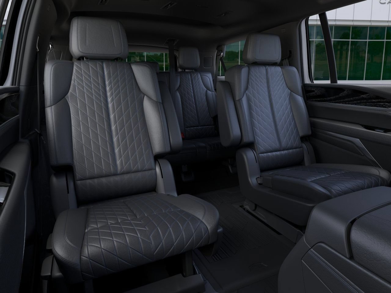 Used 2026 Cadillac Escalade IQL Sport 1 w/ LPO, ONYX Package AWD/4WD image 17