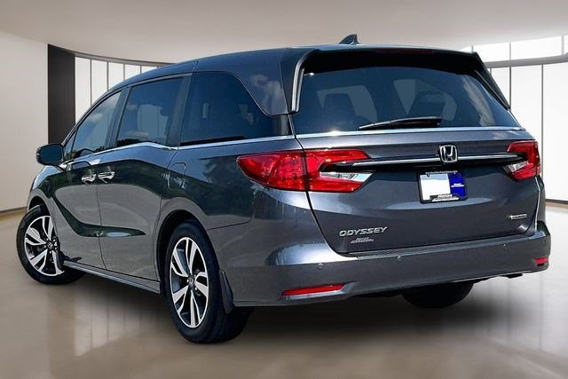 Certified 2022 Honda Odyssey Touring image 4