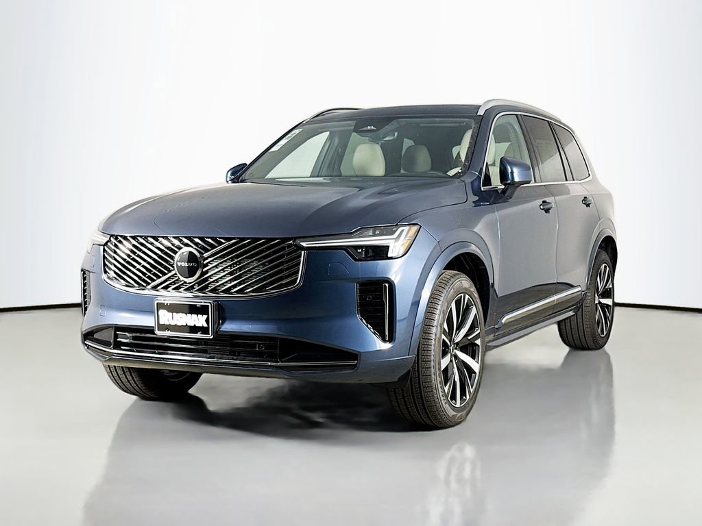 New 2026 Volvo XC90 B6 Core w/ Protection Package image 3