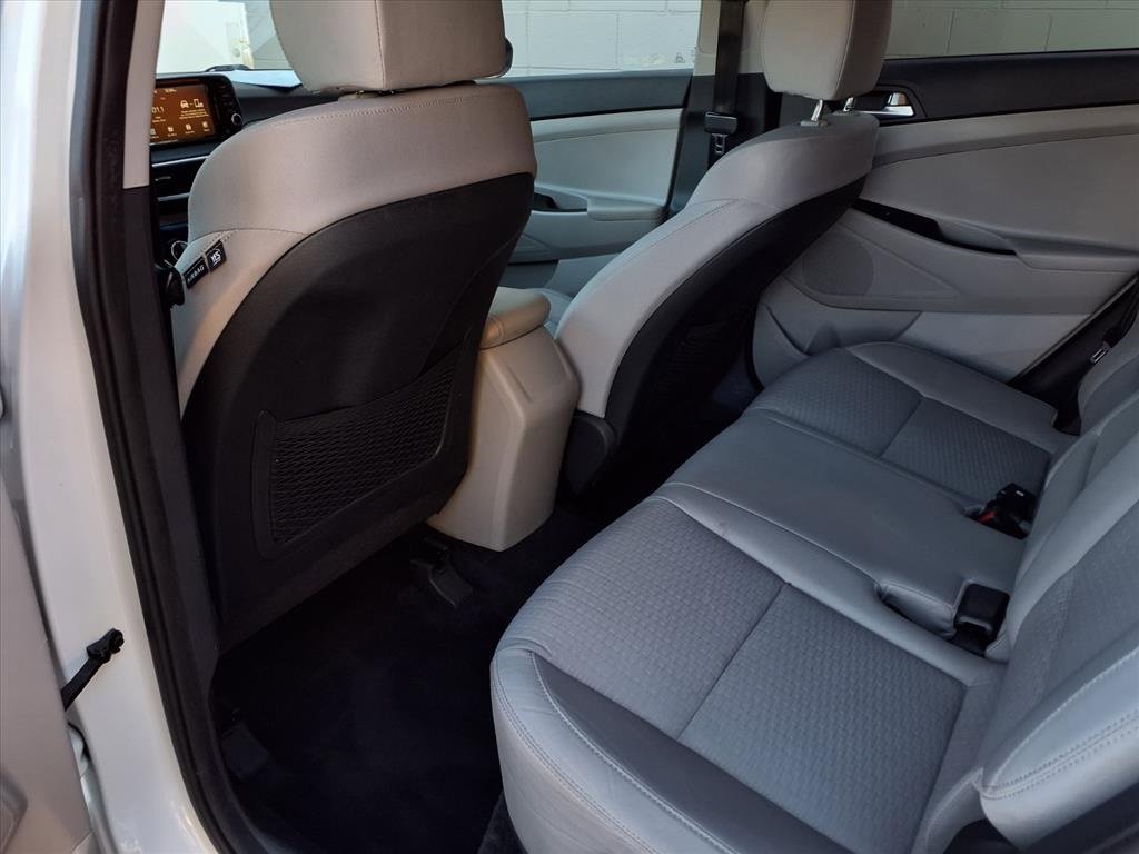 Used 2021 Hyundai Tucson SE w/ Cargo Package image 18