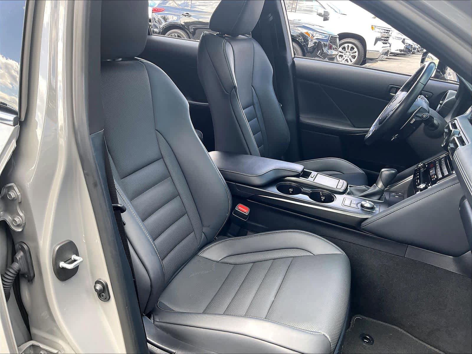 Used 2024 Lexus IS 350 F Sport w/ Navigation Package RWD image 9