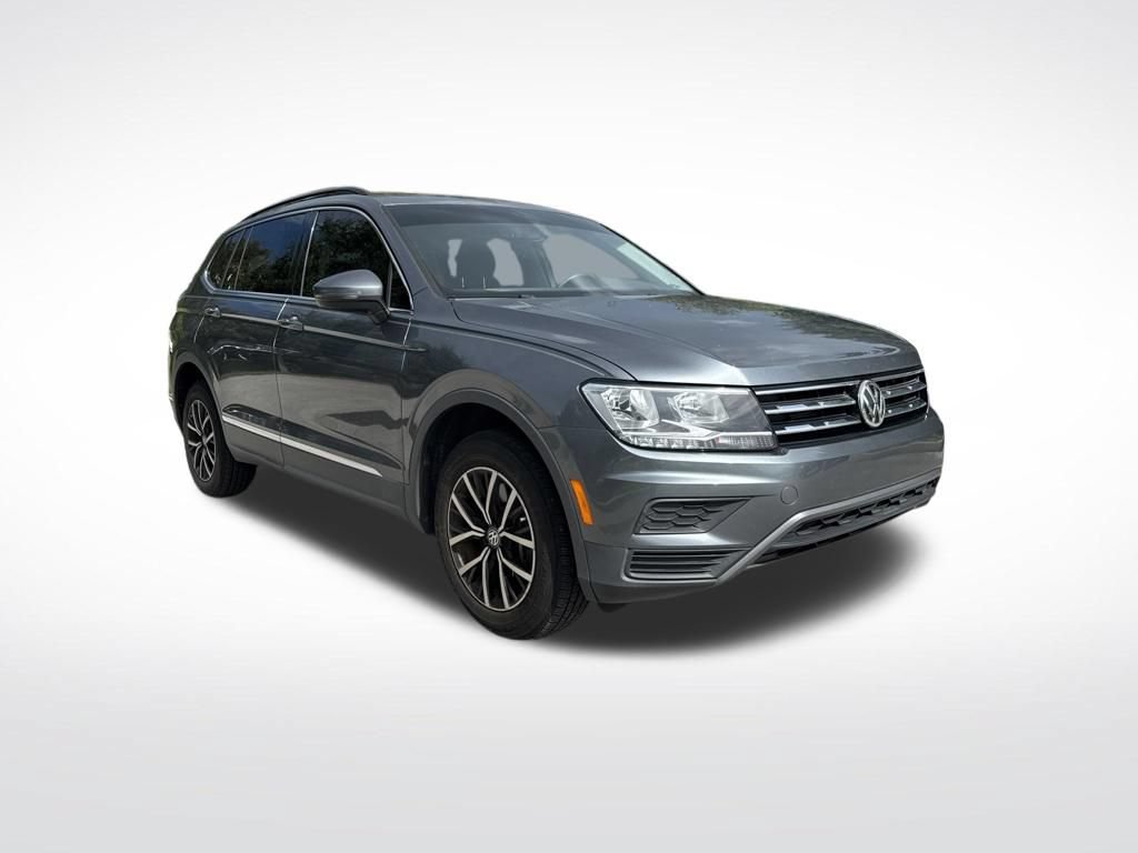 Used 2021 Volkswagen Tiguan SE FWD image 2