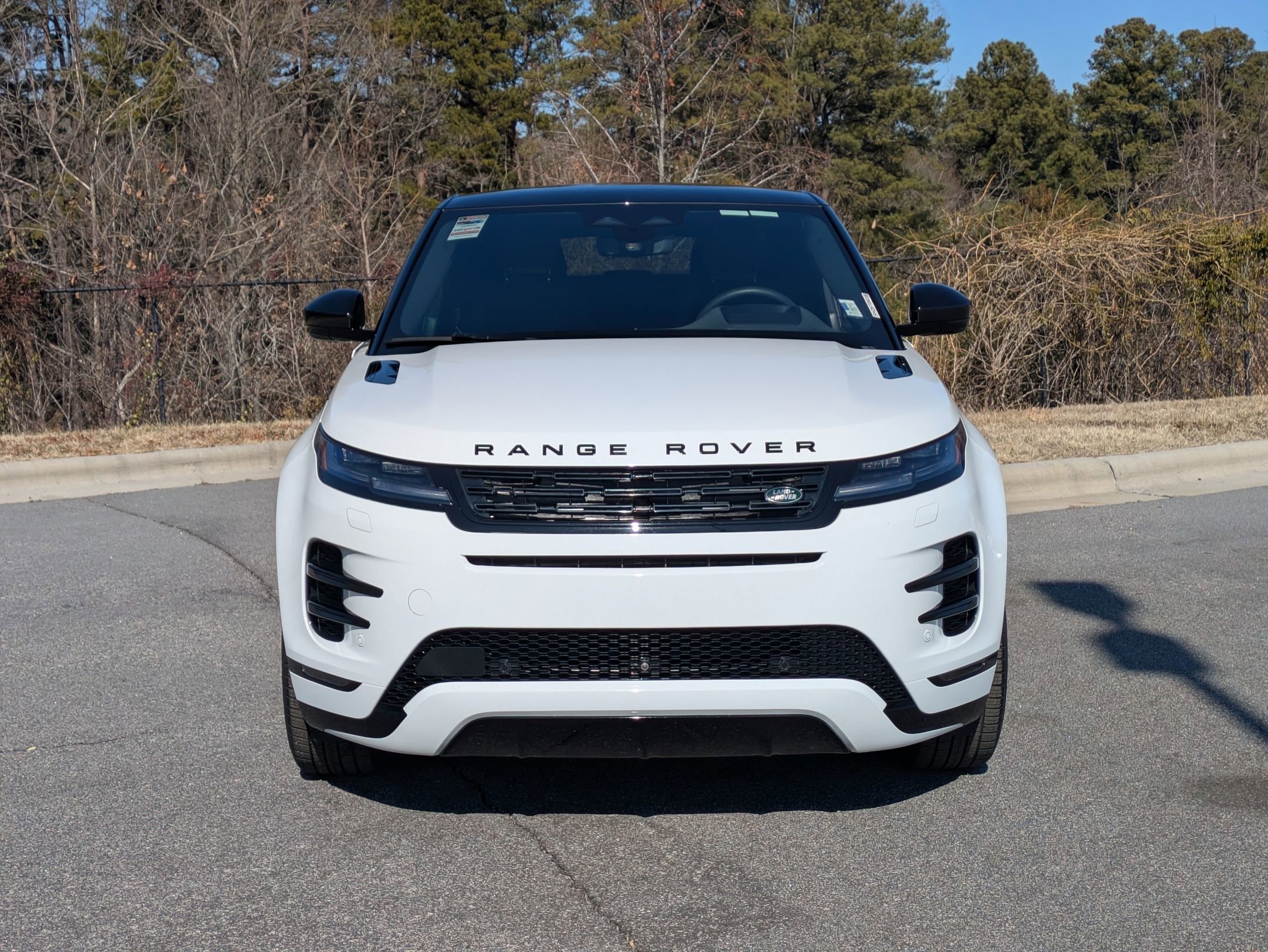 Certified 2025 Land Rover Range Rover Evoque Dynamic SE image 2