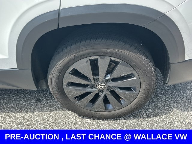 Certified 2024 Volkswagen Taos S FWD image 10