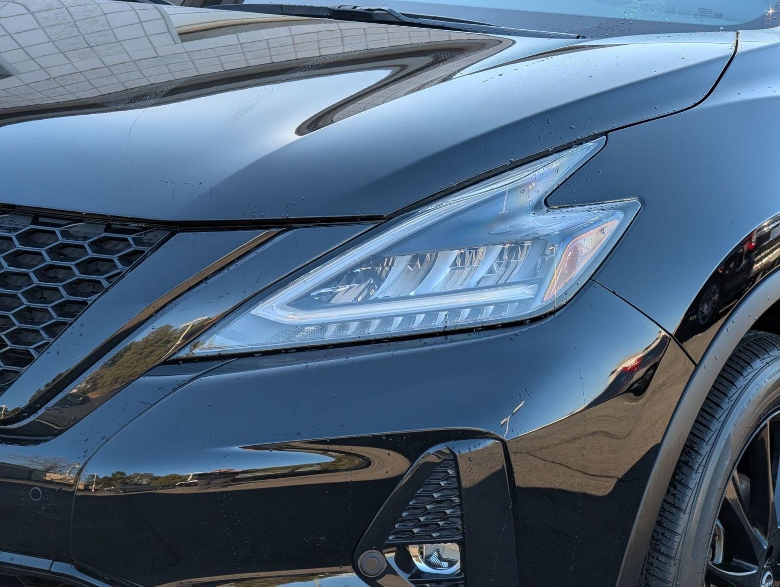 Used 2024 Nissan Murano SV w/ SV Midnight Edition Package image 11