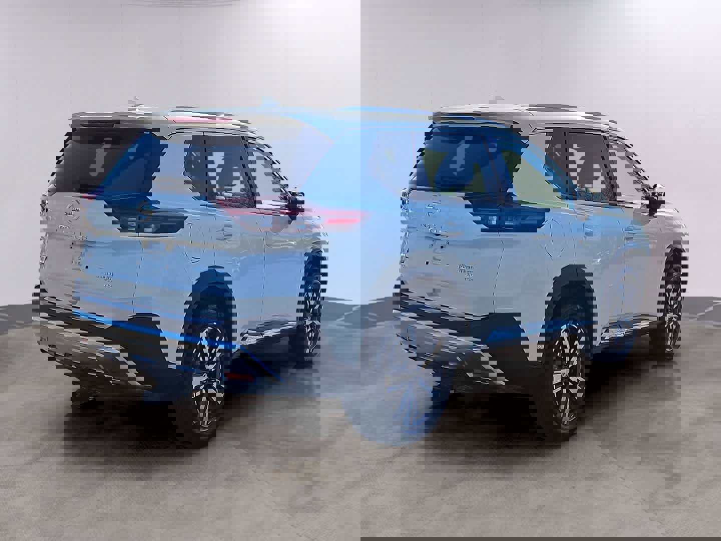 Used 2021 Nissan Rogue Platinum AWD/4WD image 4