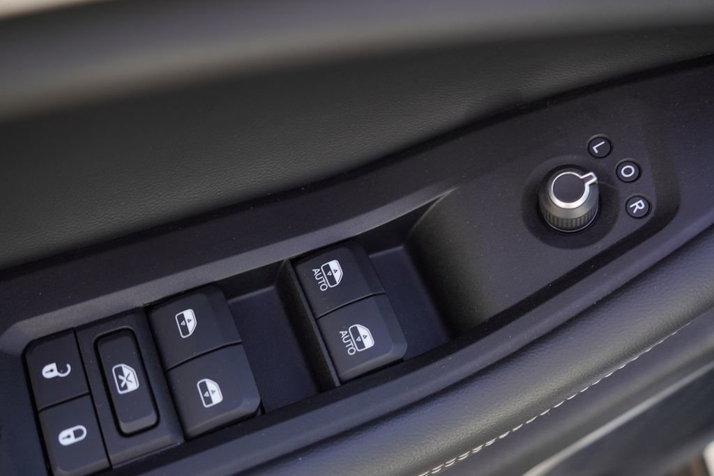 Certified 2021 Jeep Grand Cherokee L Limited image 25