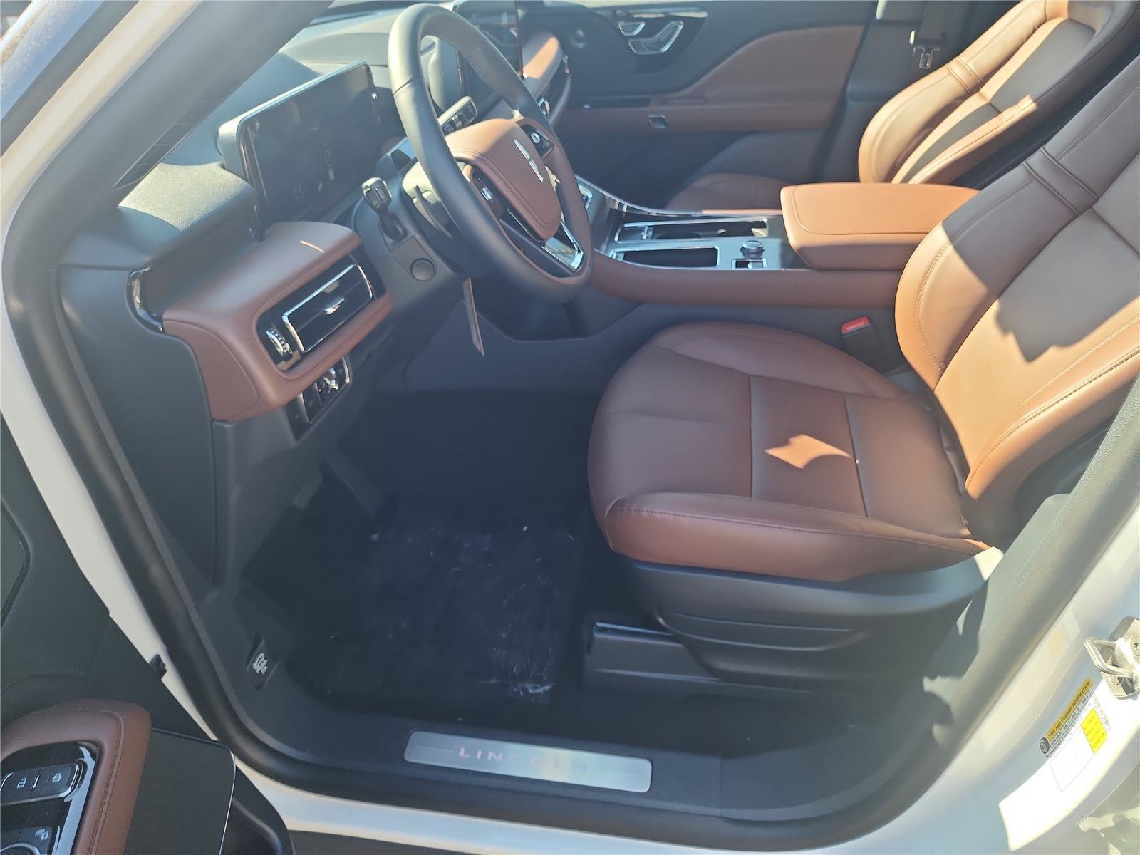 New 2026 Lincoln Aviator Reserve RWD image 13