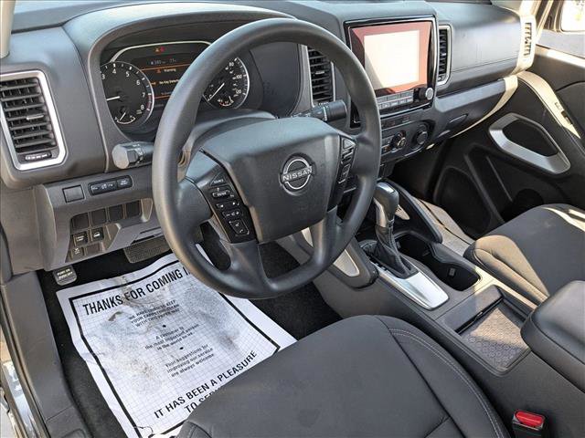 Used 2023 Nissan Frontier SV image 10