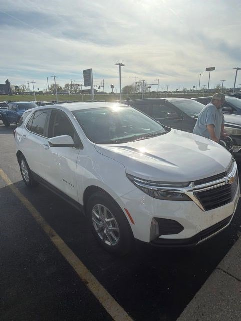 Used 2023 Chevrolet Equinox LT image 5