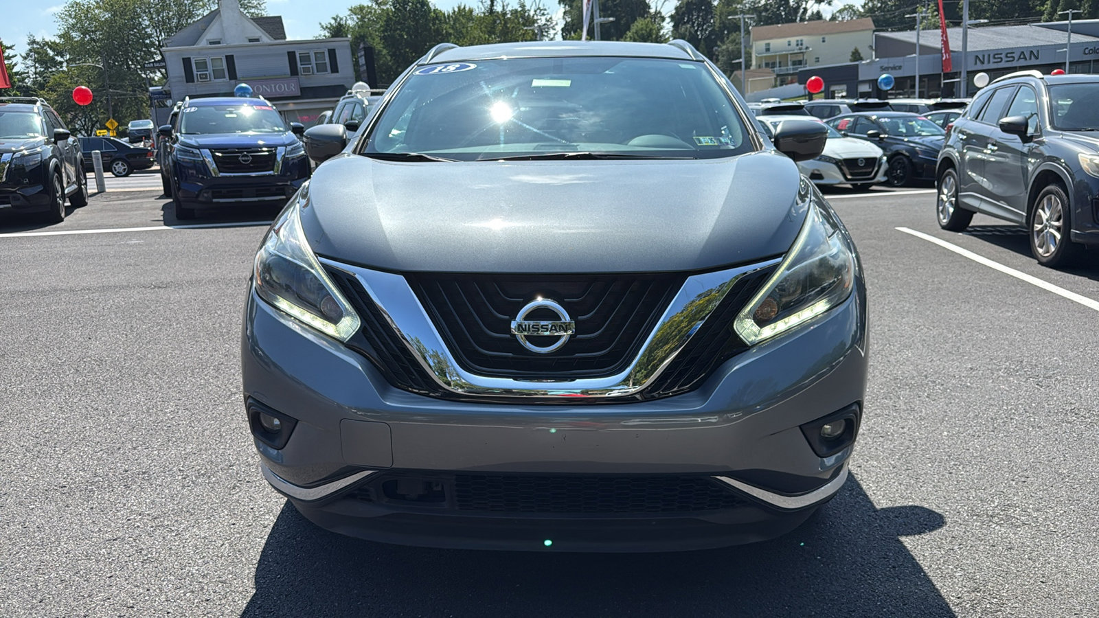 Used 2018 Nissan Murano SV image 2