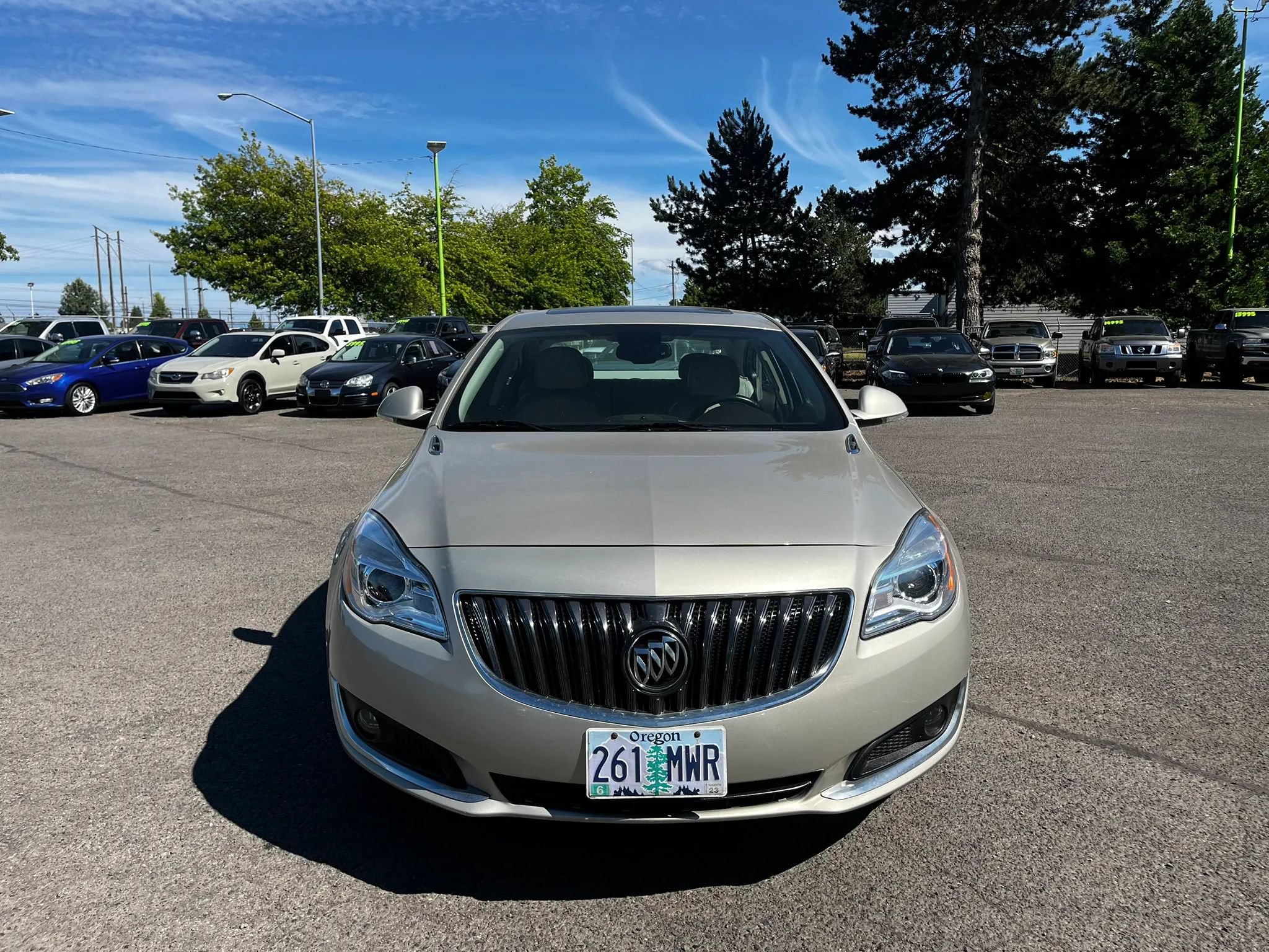 Used 2016 Buick Regal FWD image 8