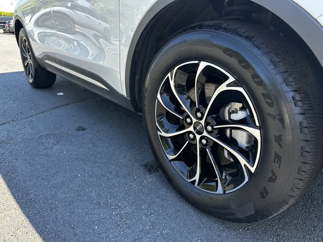 Certified 2024 Lincoln Nautilus Premier AWD/4WD image 11
