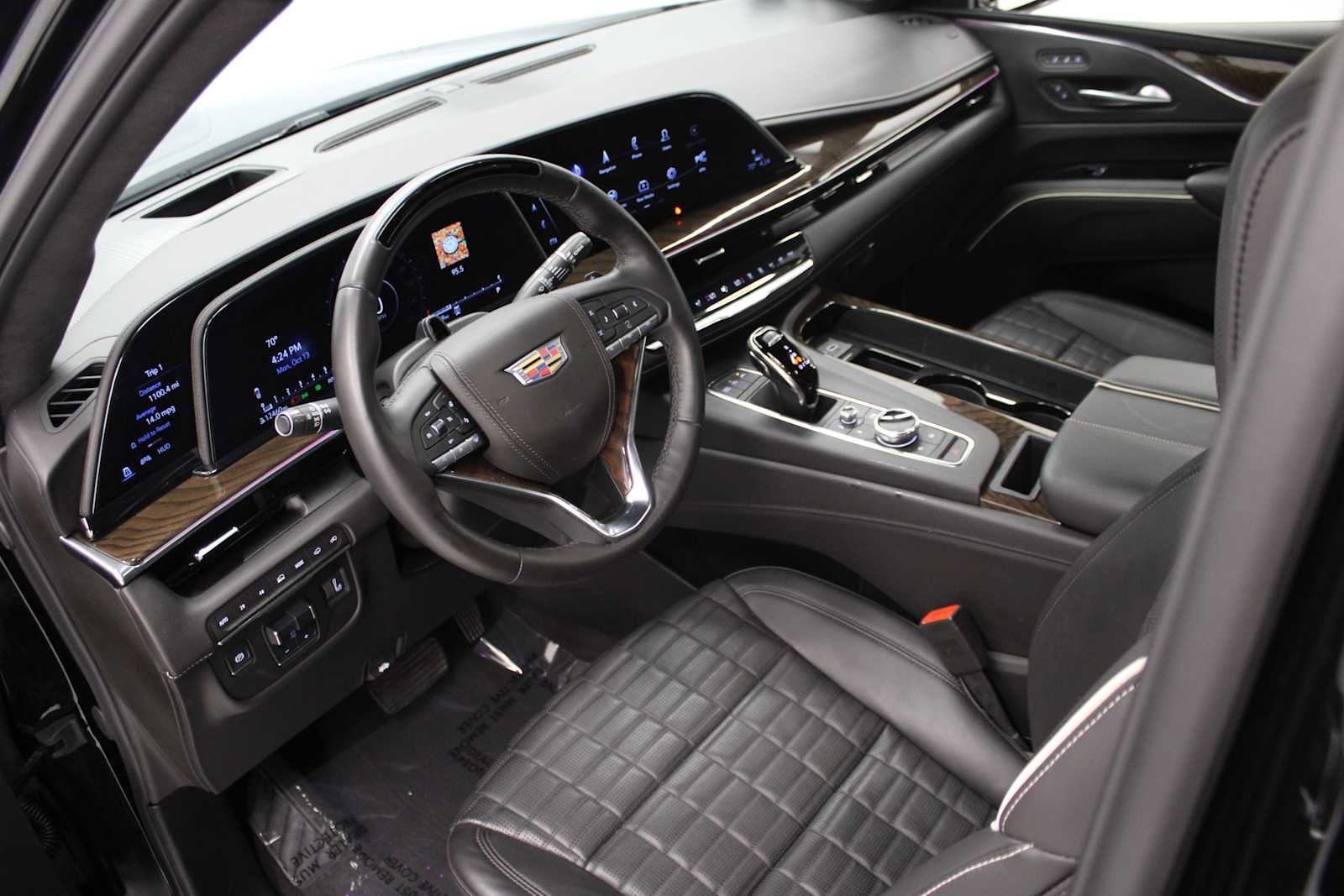 Certified 2024 Cadillac Escalade ESV Sport Platinum w/ LPO, ONYX Package image 19